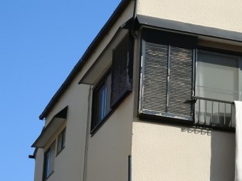川越市下岸町台風被害竪樋外れ