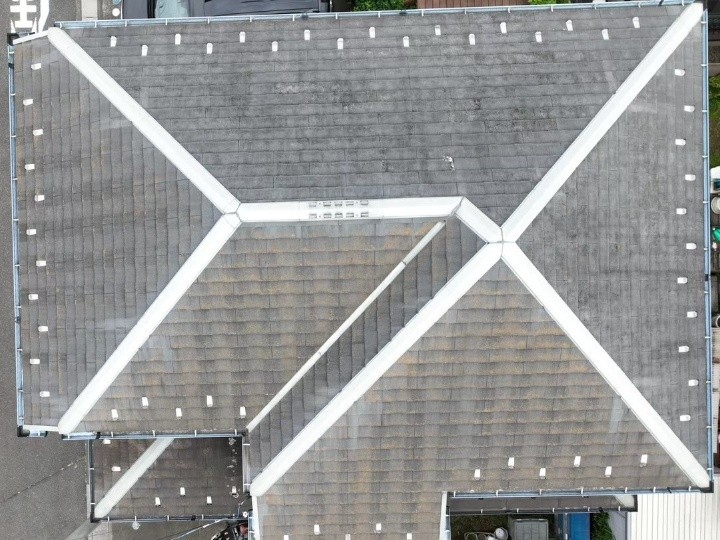 ドローンによる屋根全体の状態確認