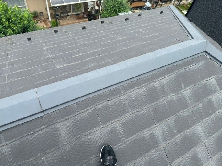 棟板金の浮きと固定状態