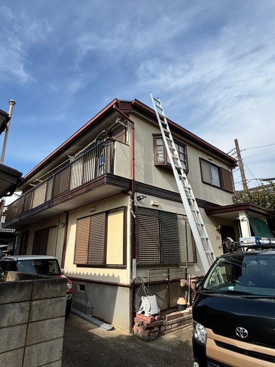 川越市　強風による棟板金の飛散！