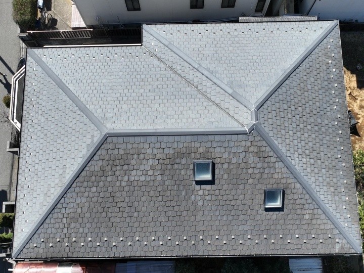 屋根カバー工事前のお住まい