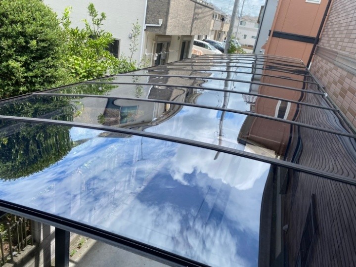 ポリカーボネート屋根の仕上がり