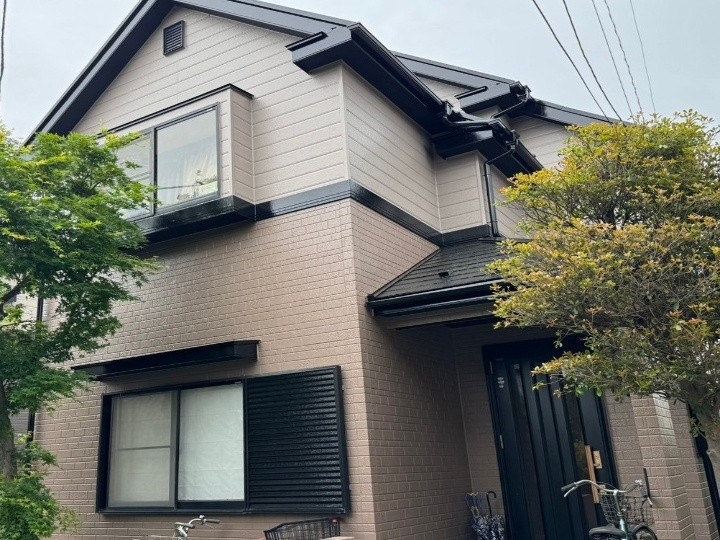 屋根外壁塗装工事後のお住まい