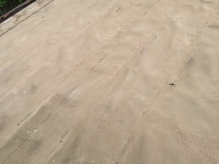 既存瓦の撤去と下地の確認