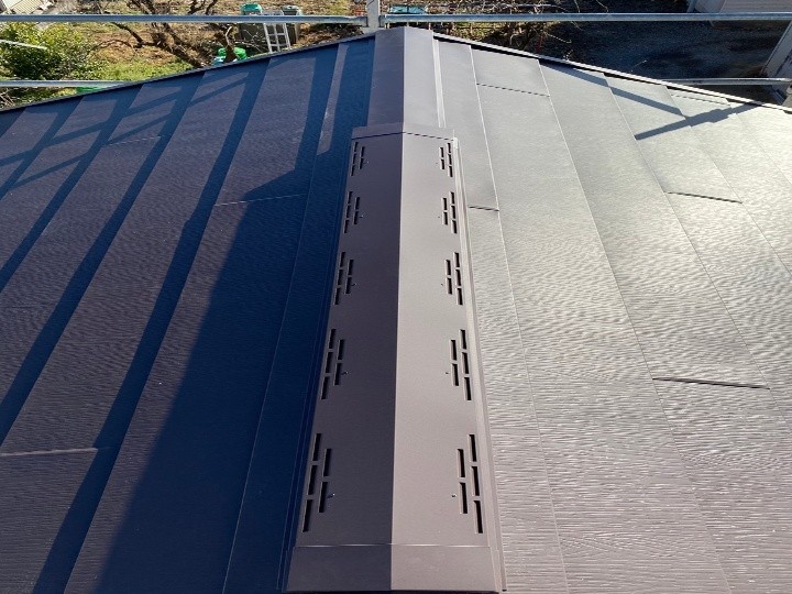 換気棟の取り付けで屋根裏環境にも配慮