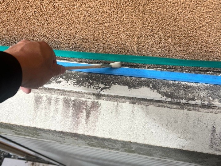 プライマー塗布作業