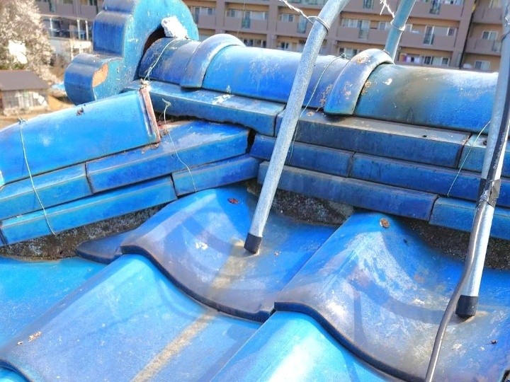 隅棟部のズレと隙間