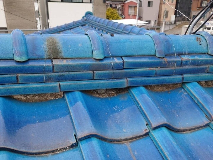 棟瓦の漆喰の劣化
