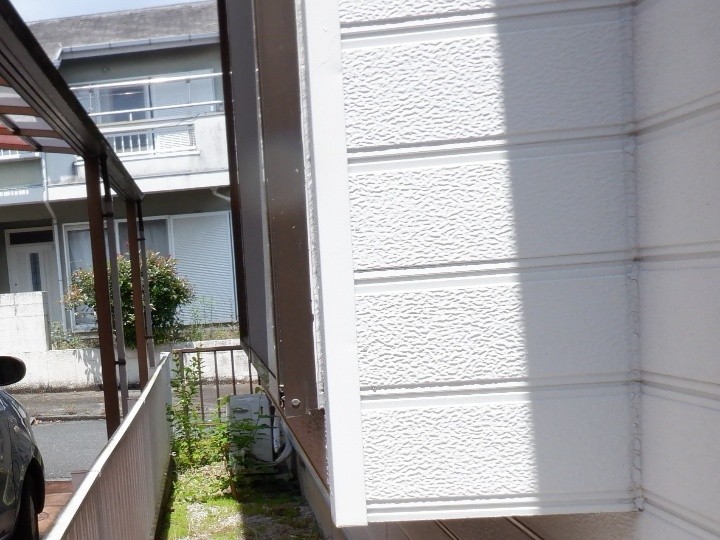 狭小部の外壁面と目地ラインの確認